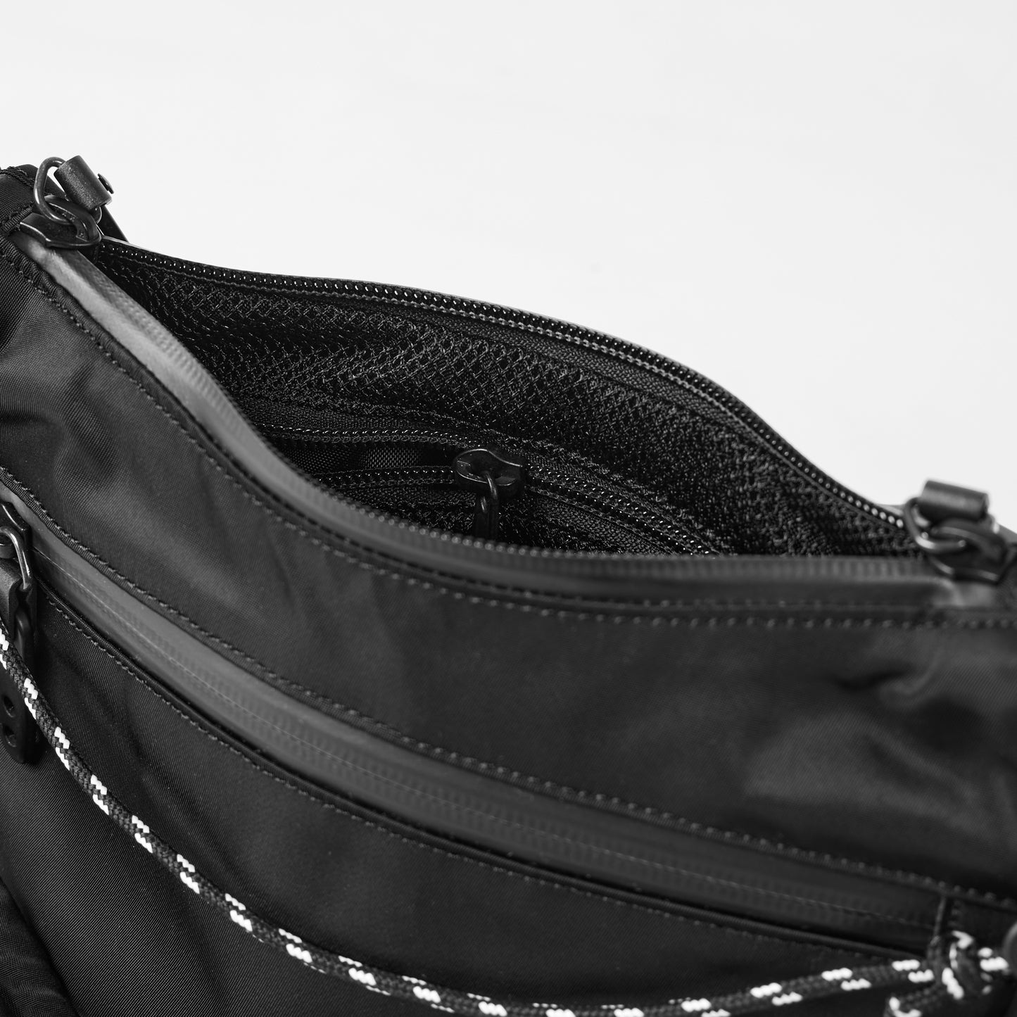 25SS_SHOULDER(TLS-000-251029)