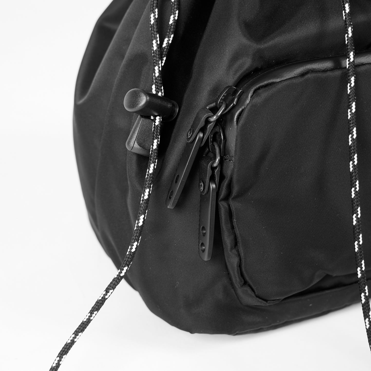 25SS_POUCH(TLS-000-251030)