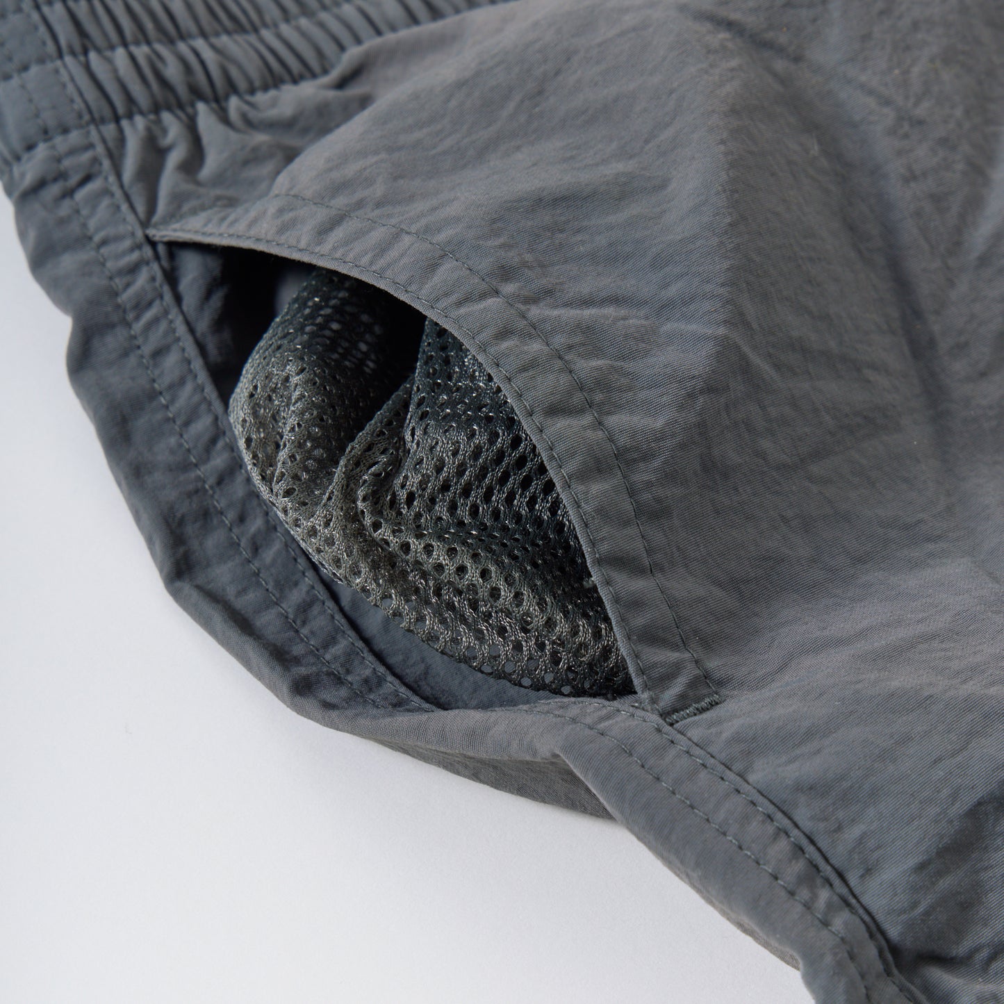 25SS_NYLON SHORTS（TLS-000-251038 ）