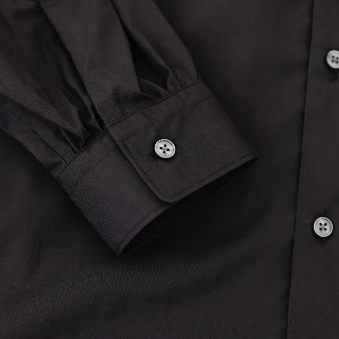 REGULAR COLLAR SHIRTS(TLS-000-261002)